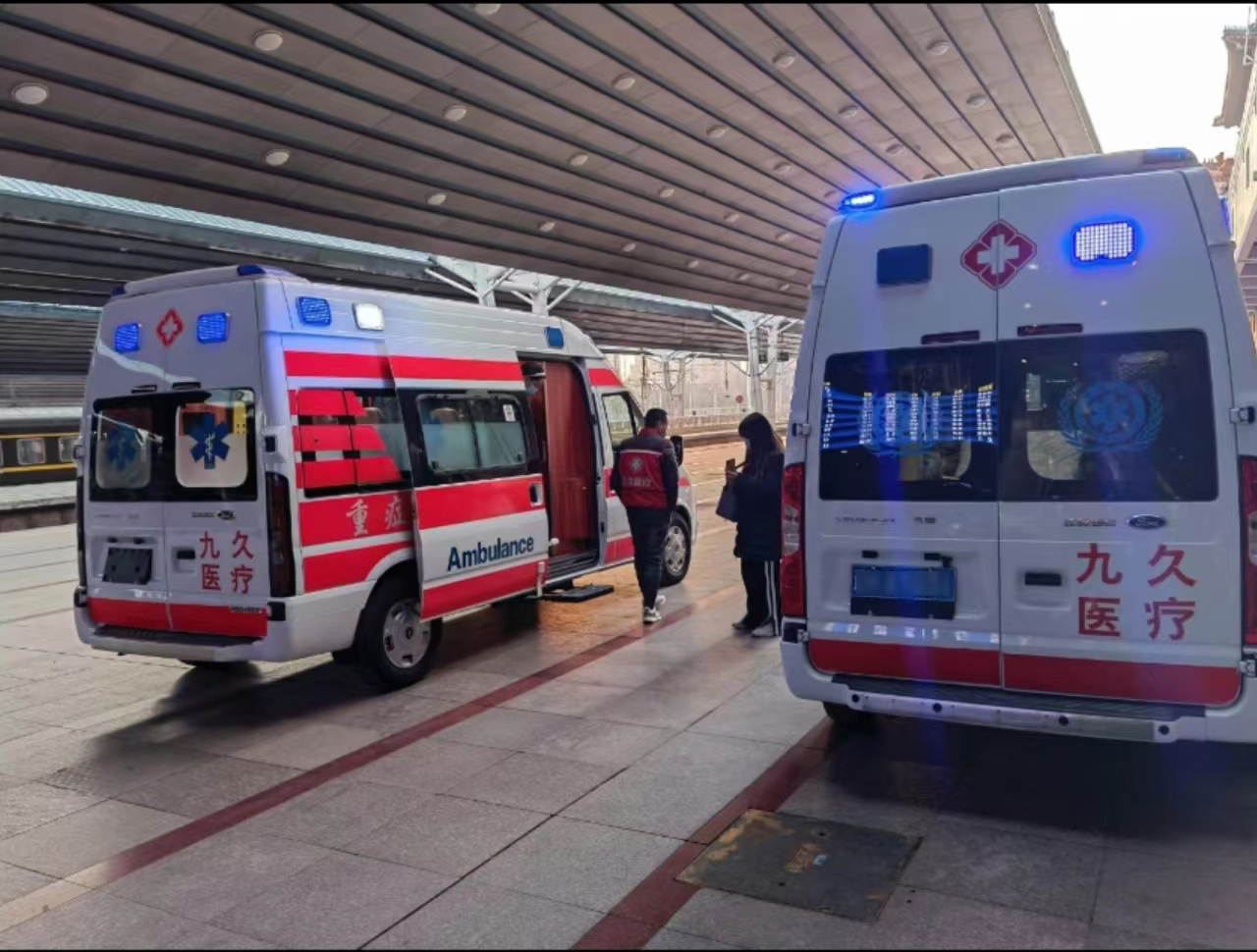 固安县救护车长途转运